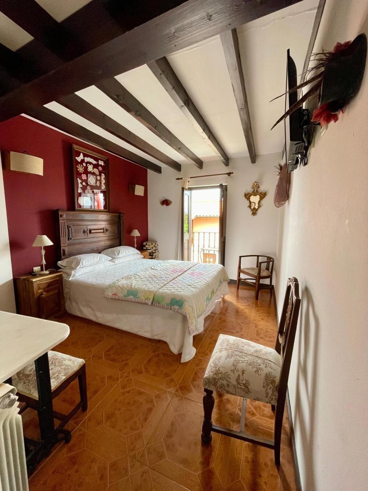 Inn Rural La Pena Casares